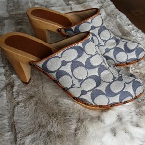 Coach Felicity Blue Clogs, Sz 7, VGUC